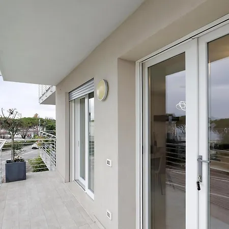 Albiceleste Prime Location *