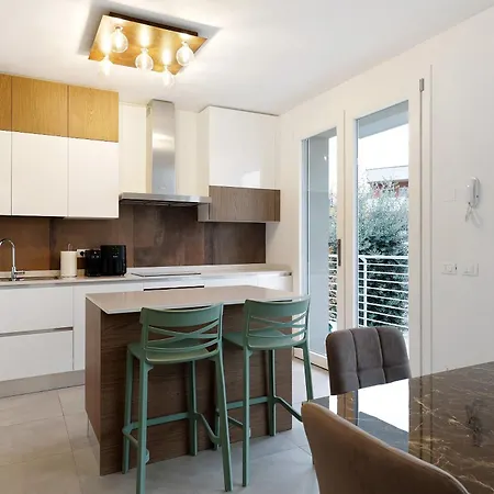 Albiceleste Prime Location * Peschiera del Garda